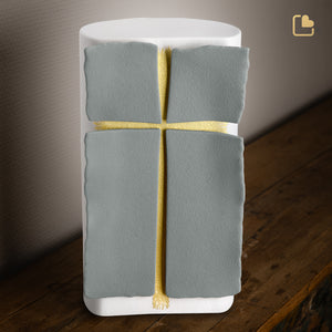 CA140 Holy Cross Standard Adult Urn Silver Grey & White