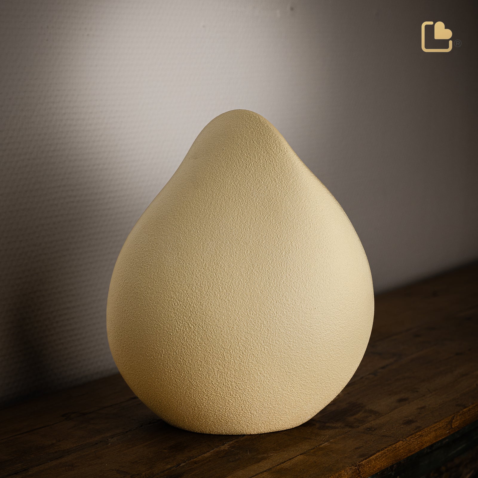 CA161 Soulful Shell Standard Adult Urn Yellow