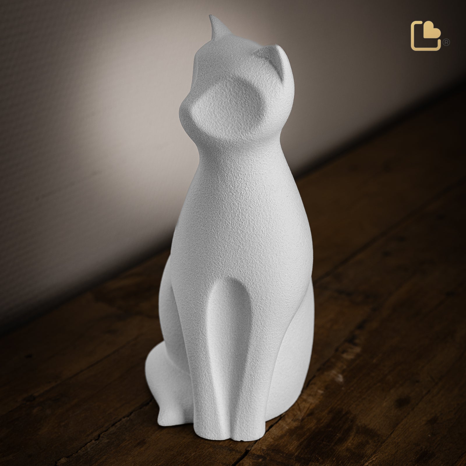 CP210 Cat Pet Urn Mist