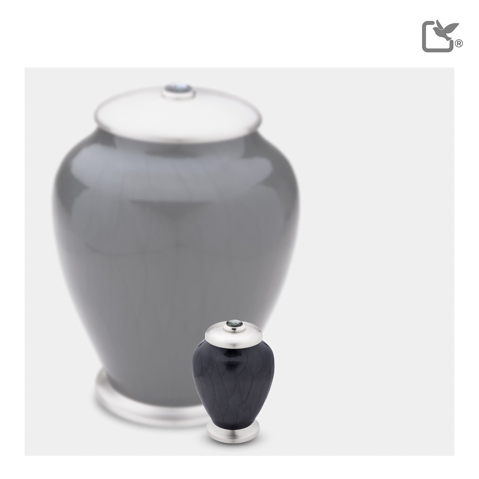 K523 Simplicity Keepsake Urn Pearl Midnight & Bru Pewter w/Crystal