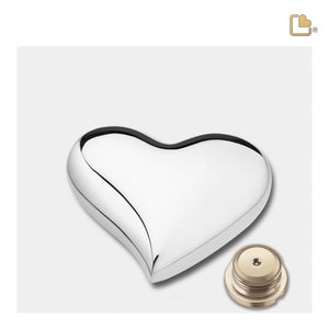 K603 Heart Keepsake Urn Pol Silver