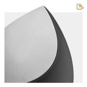 M583 Drop Medium Urn Black & Bru Pewter