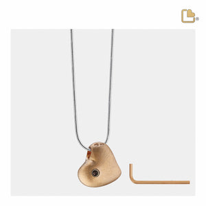 PD1001 Leaning Heart Ashes Pendant Pol & Bru Gold Vermeil