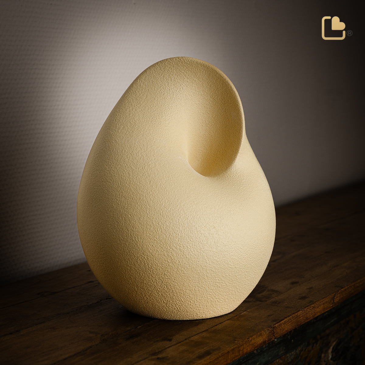 CA161   Soulful Shell Standard Adult Urn Yellow