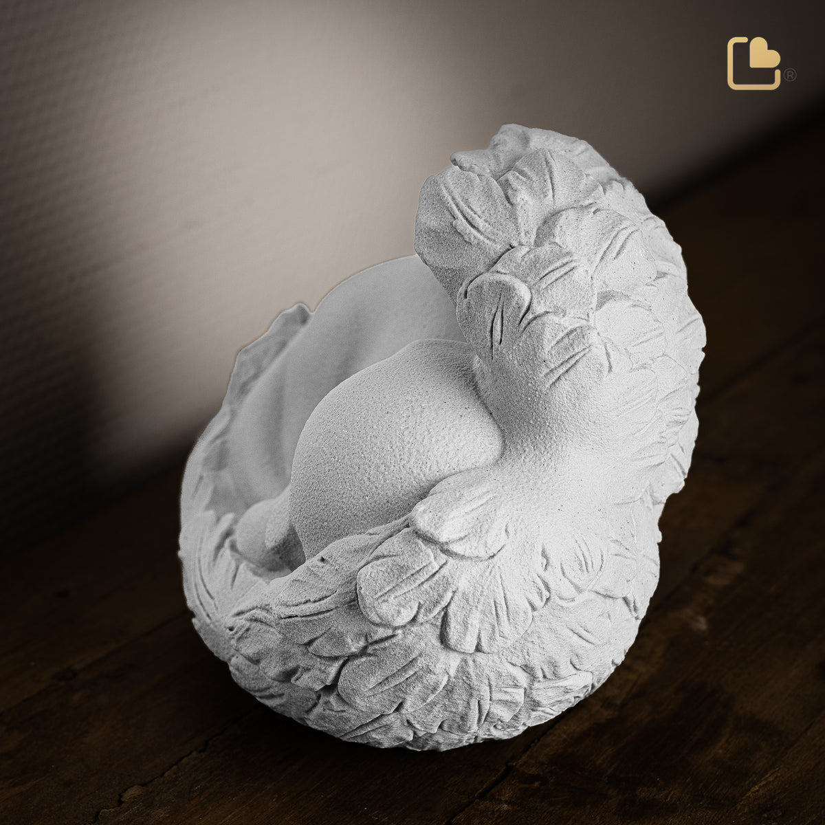 CP200   Angelic Dog Pet Urn White