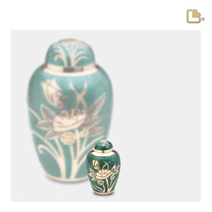 K221   Rose Keepsake Urn Green & Pol Gold