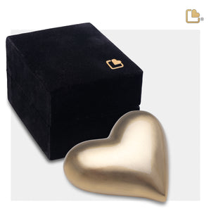 K600   Heart Keepsake Urn Bru Gold