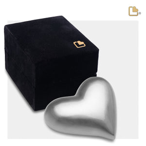 K601   Heart Keepsake Urn Bru Pewter