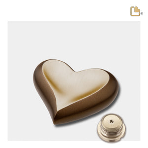 K613   Heart Keepsake Urn Auburn & Bru Gold