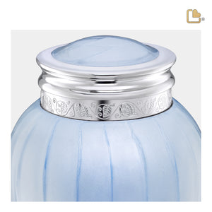 M668   Blessing Medium Urn Pearl Blue & Pol Silver