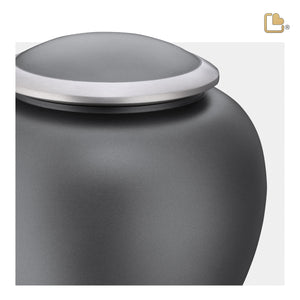 P560L   Shadow Large Pet Urn French Grey & Bru Pewter