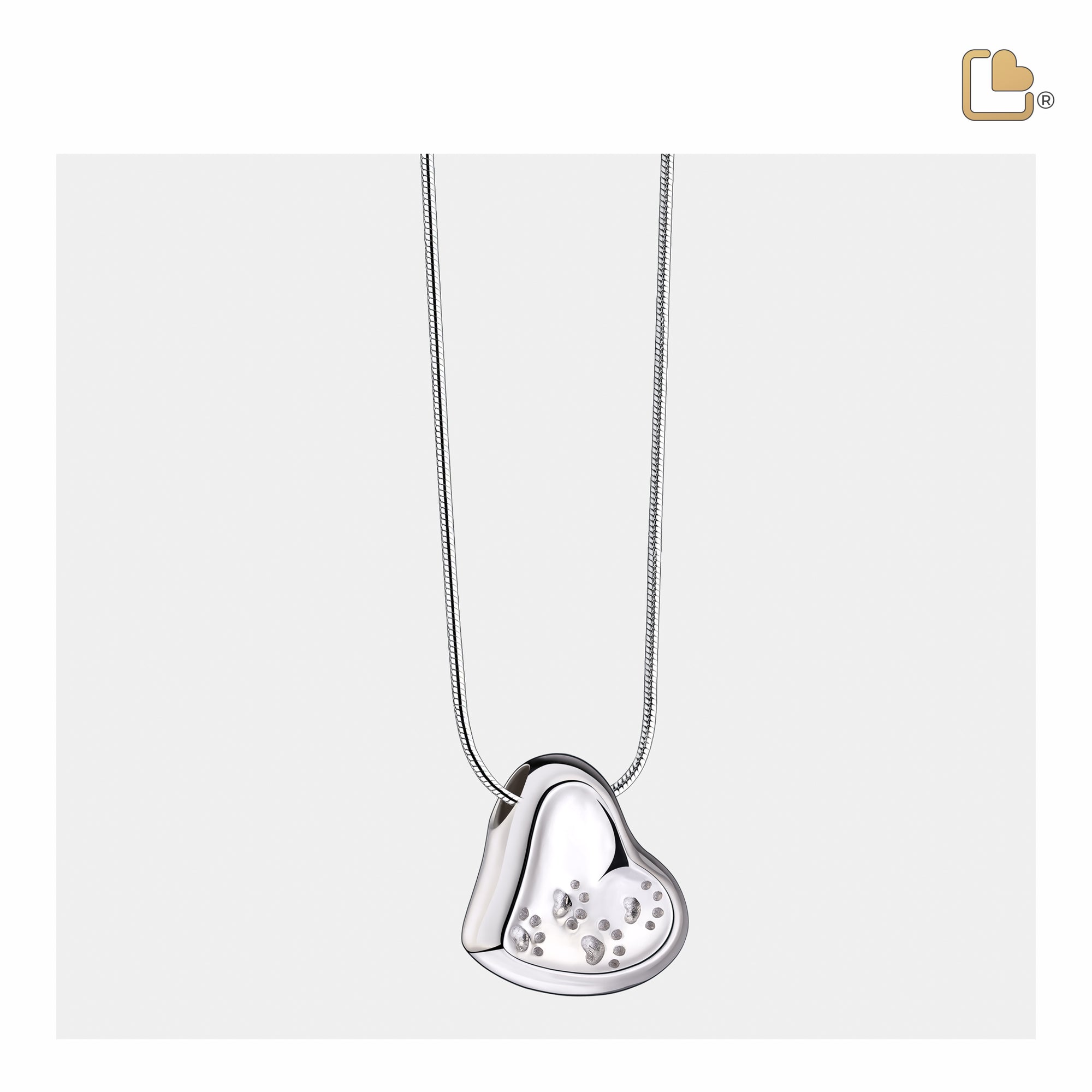 PD1170   Leaning Heart with Paws Ashes Pendant Pol Silver
